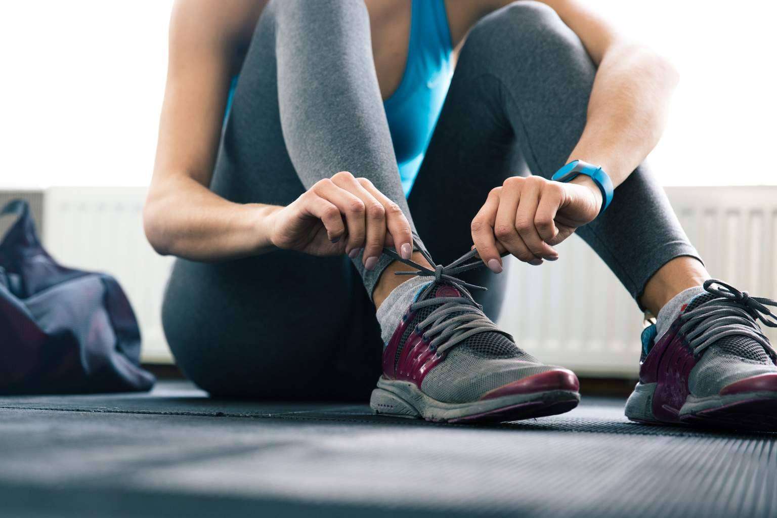 Las ventajas y características de los centros de entrenamiento Rencoach respecto a los gimnasios lowcost