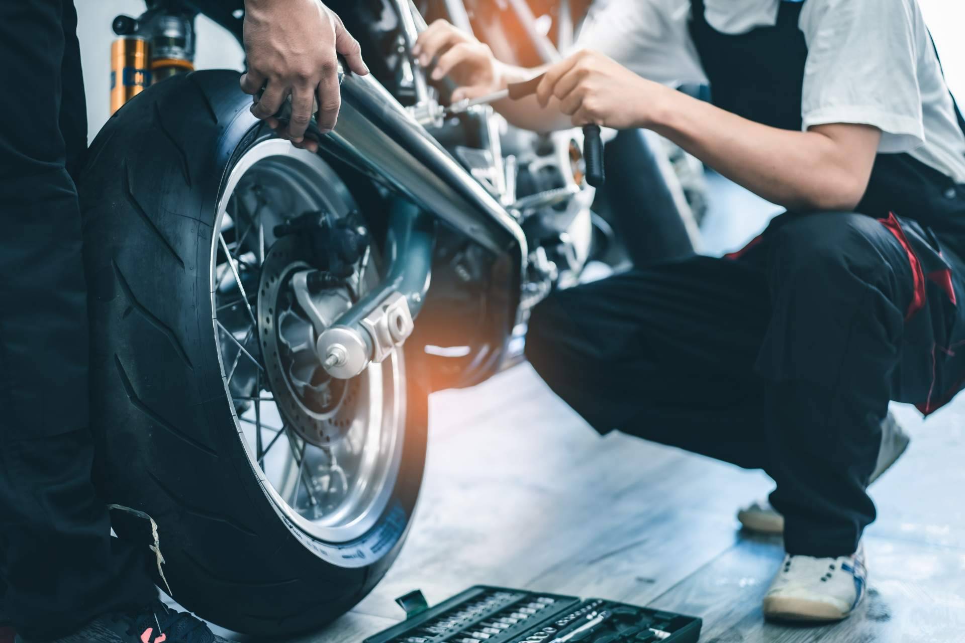 Aumento del interés por el curso de mecánica para motos en el Instituto Técnico de Automoción