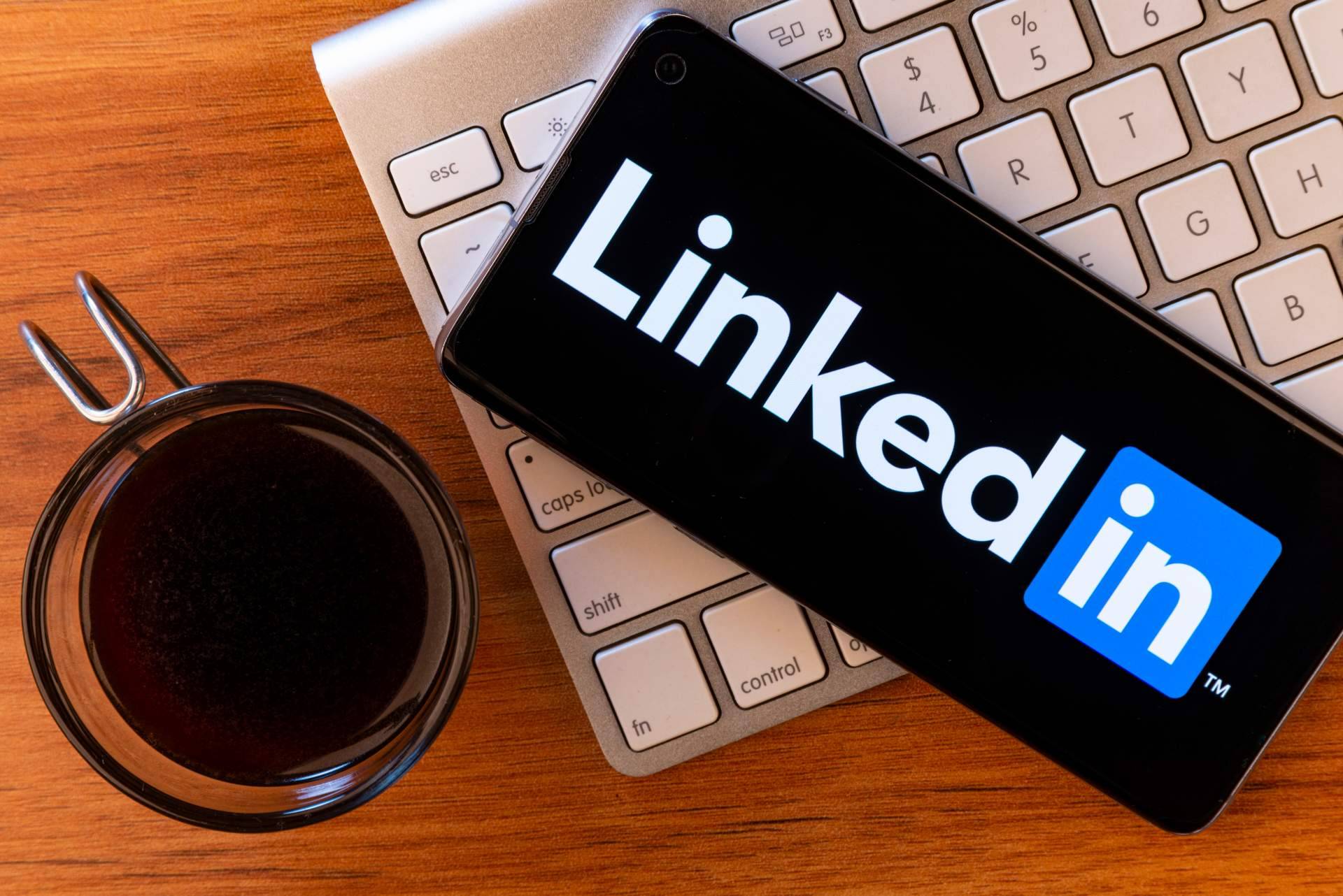 ¿Cómo utilizar LinkedIn para empresas?, por LinkedIntutorial