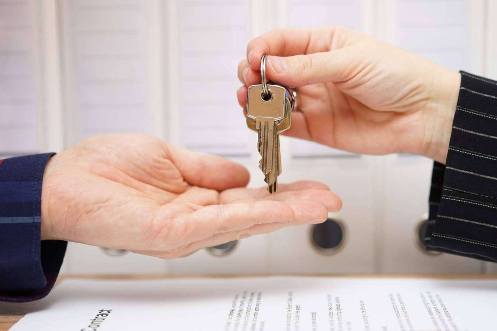 Hipotecas Plus colabora para que se obtenga la hipoteca que se precise y se compre la parte de la vivienda de la expareja