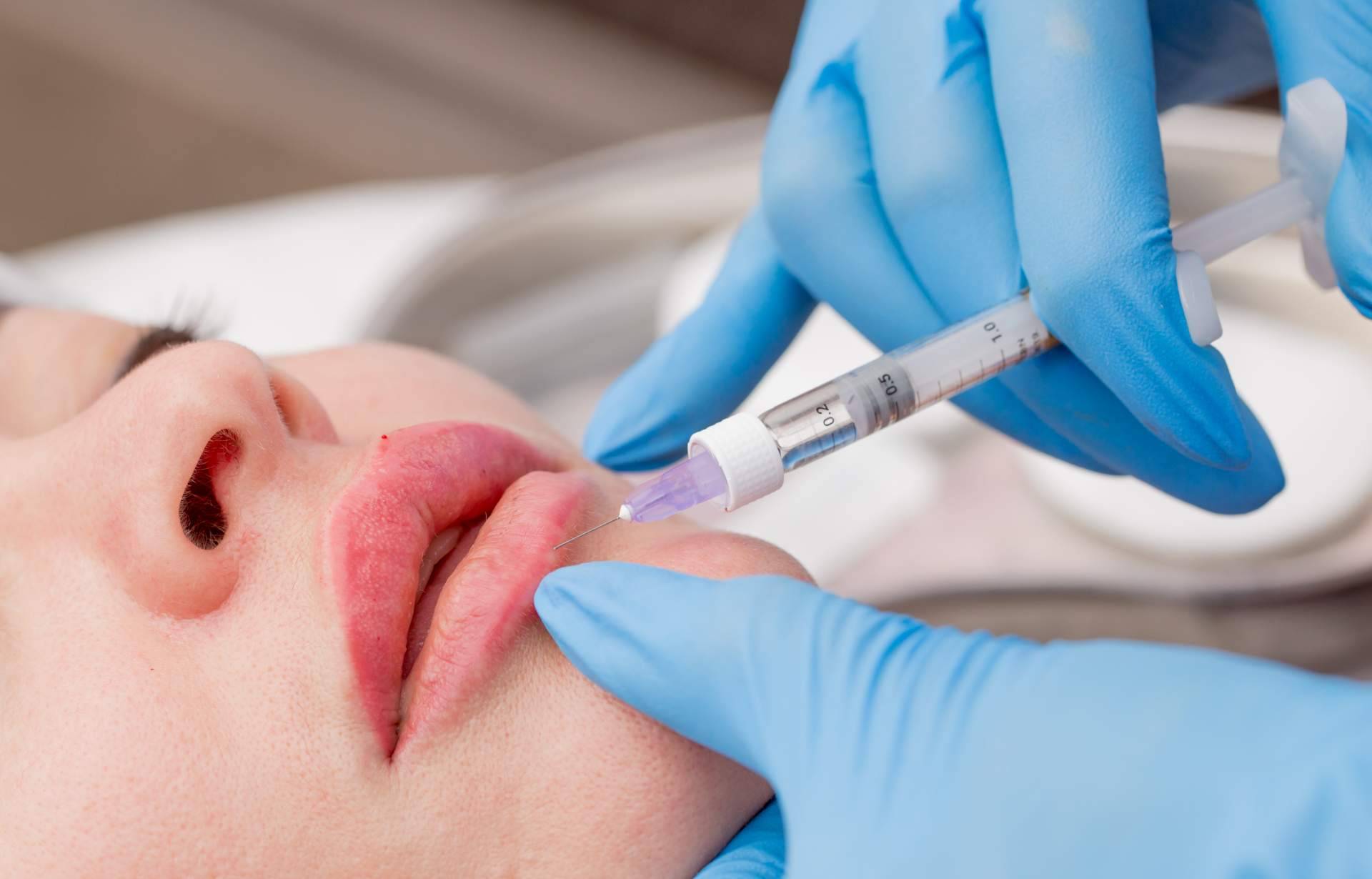 Para profesionales de la medicina estética, La Escuela Sanitaria MED21 ofrece formación