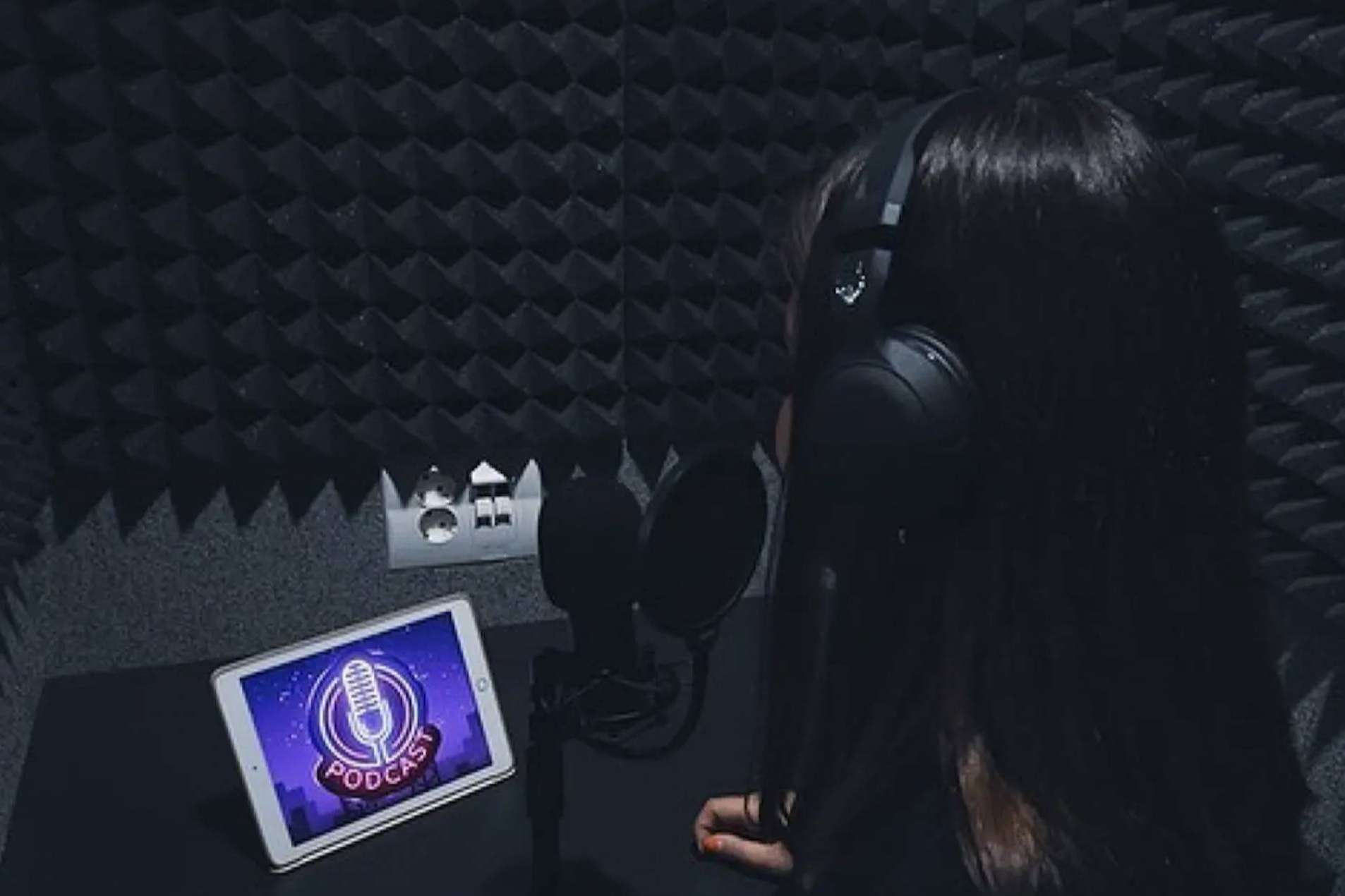 Mastermind Place invita a utilizar la herramienta del branded podcast para fidelizar clientes