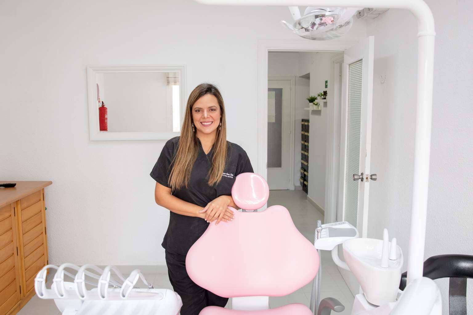 La clínica de odontología estética Dra. Mariana Arocha se consolida como una de las referentes en España