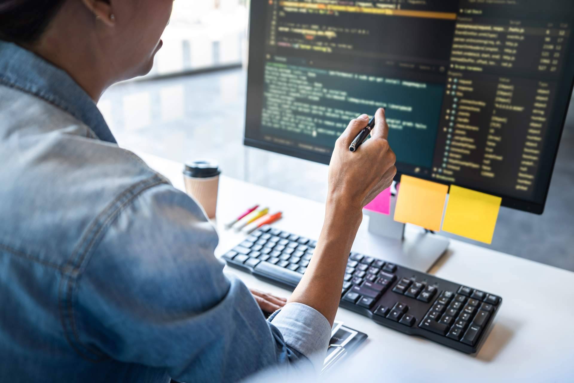 Creación de páginas web legales y seguras con la plataforma online Lex Program