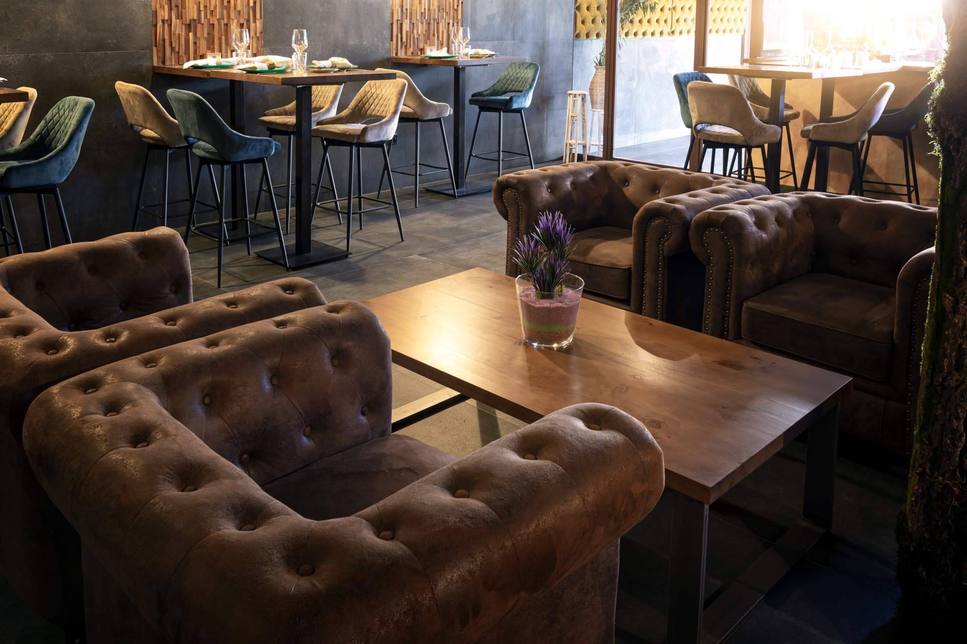 Encontrar el ambiente ideal en Alicante, OZ gastroclub