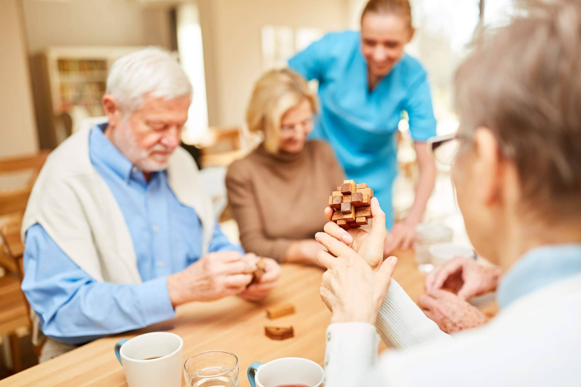 Compraventa de residencias geriátricas y  centros de día, con Mi Residencia