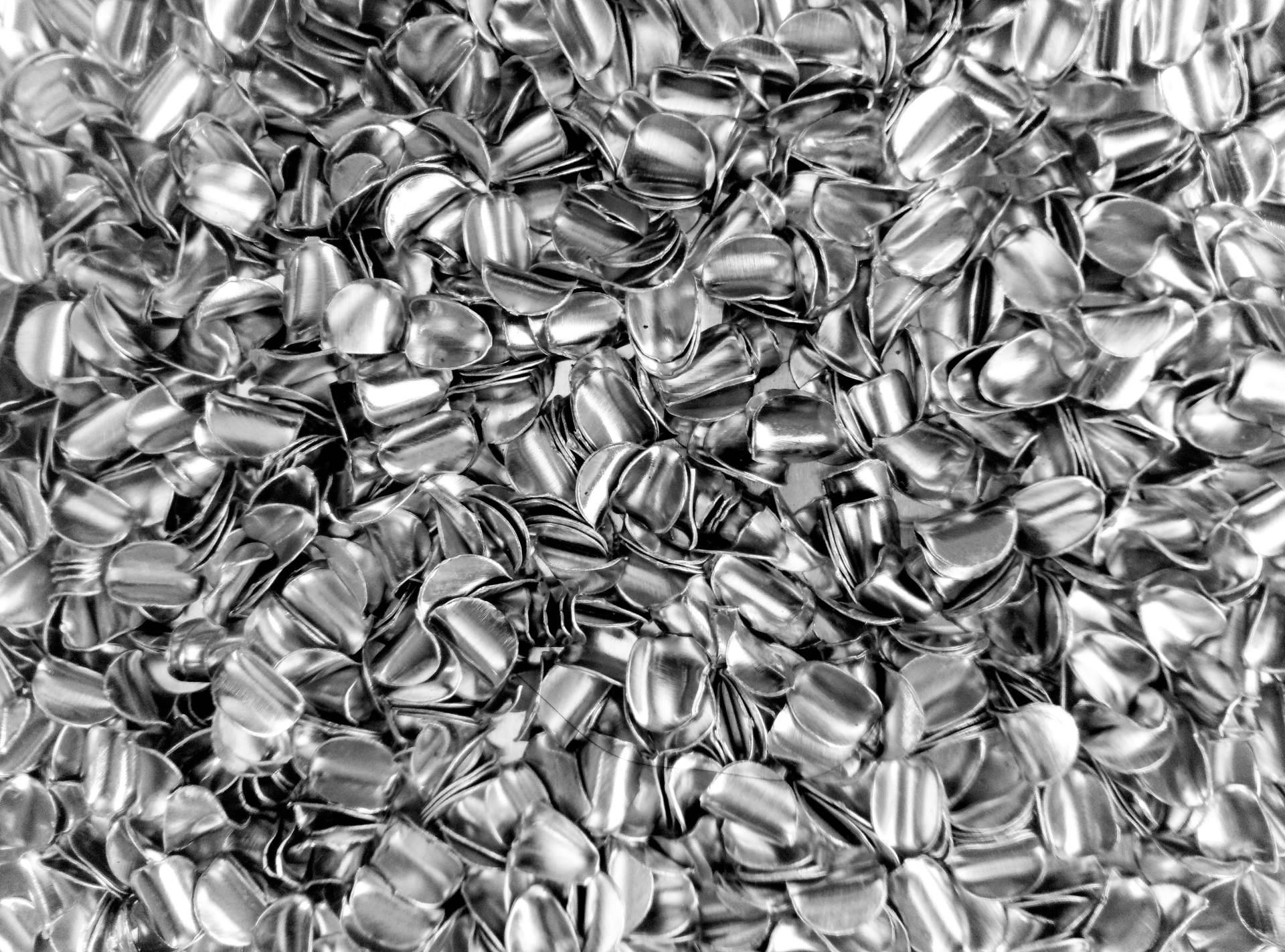 ¿Cuáles son los uso y propiedades mecánicas del aluminio?