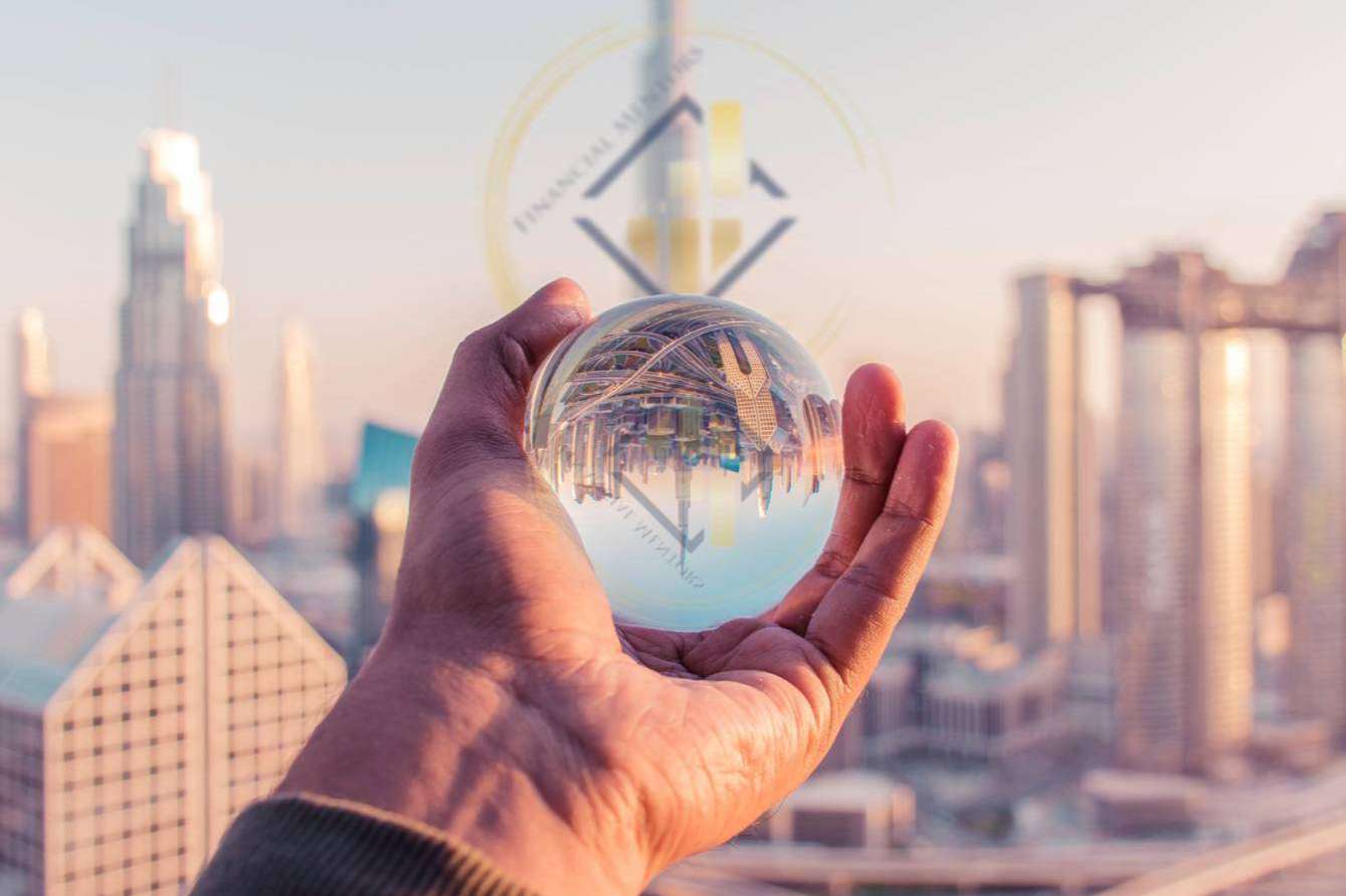 La forma en la que Financial Mentors Group genera ingresos