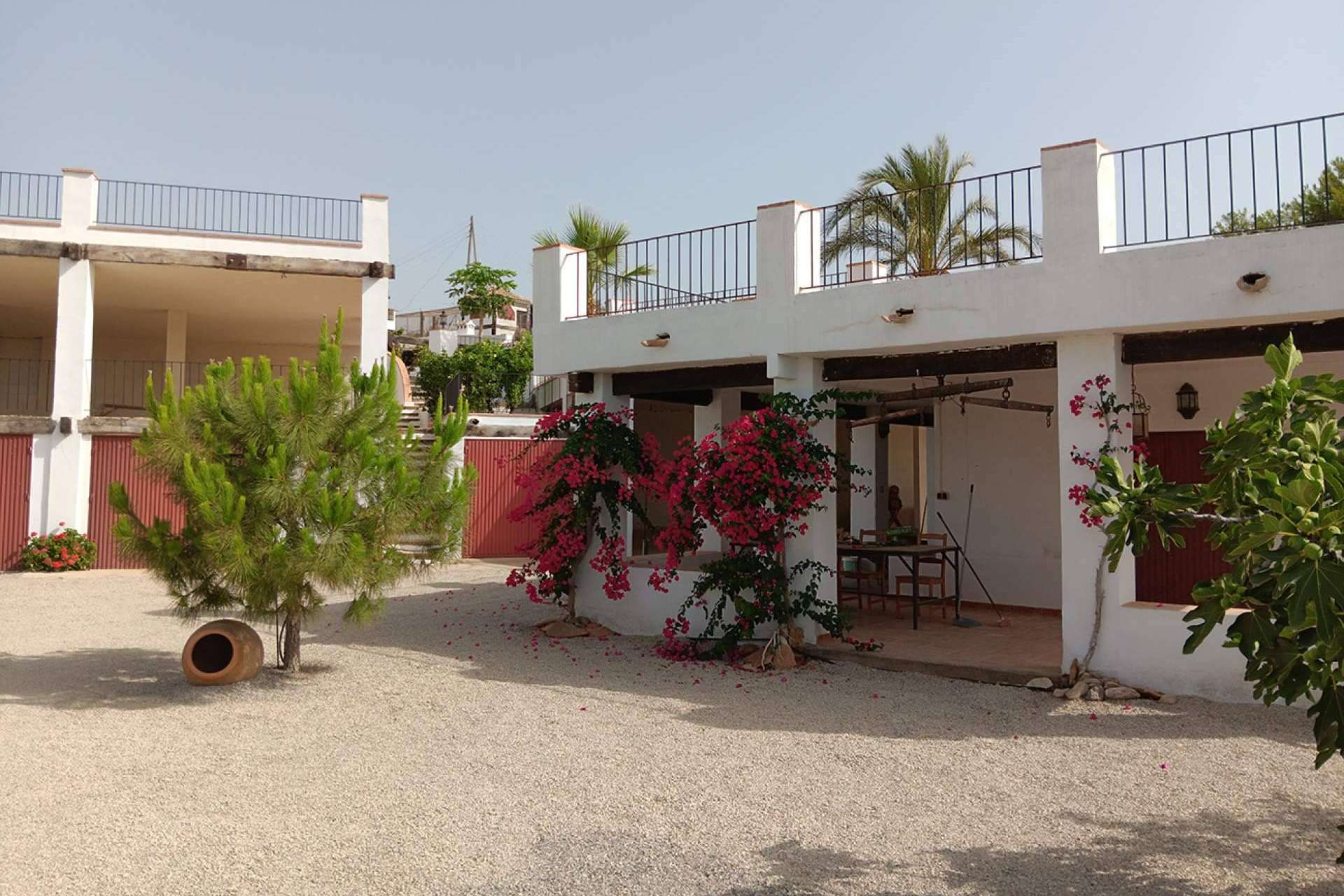 Vivir en un cortijo señorial en la Costa Cálida, de la mano de Paloma Gestión