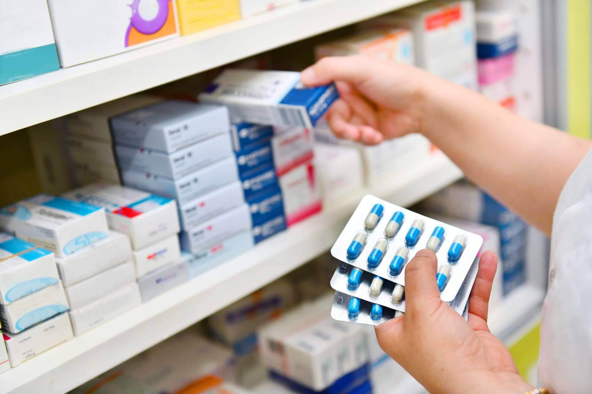 Ciprofloxacino, ¿cómo tomar este antibiótico y cuáles son sus efectos adversos?