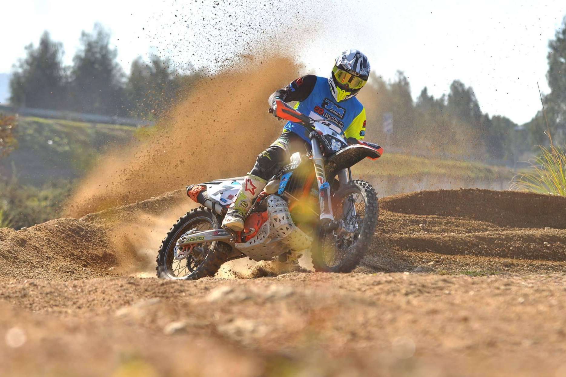 Personalización de pegatinas para motos de motocross