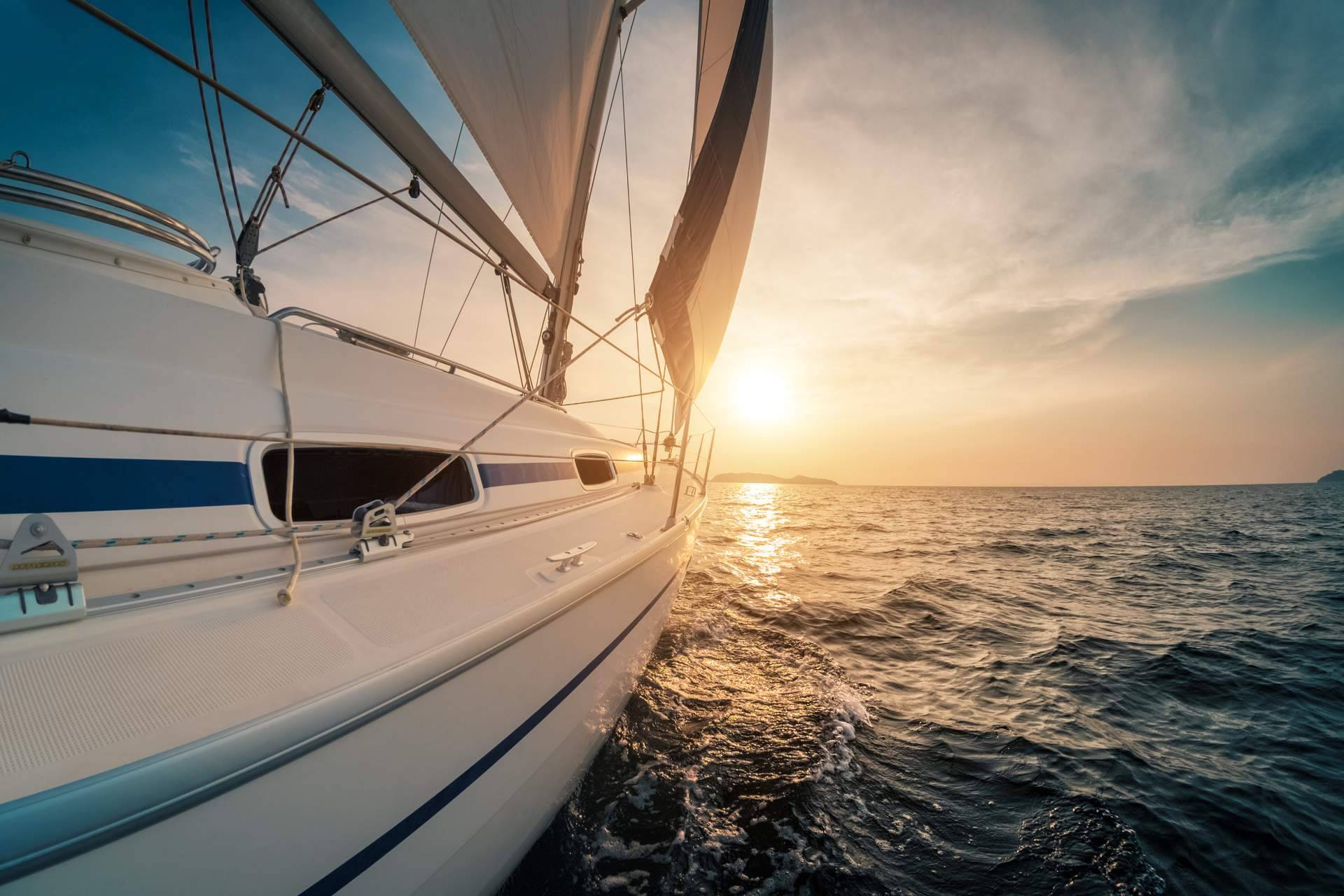 Razones por las que un navegante debe contratar un seguro de barco