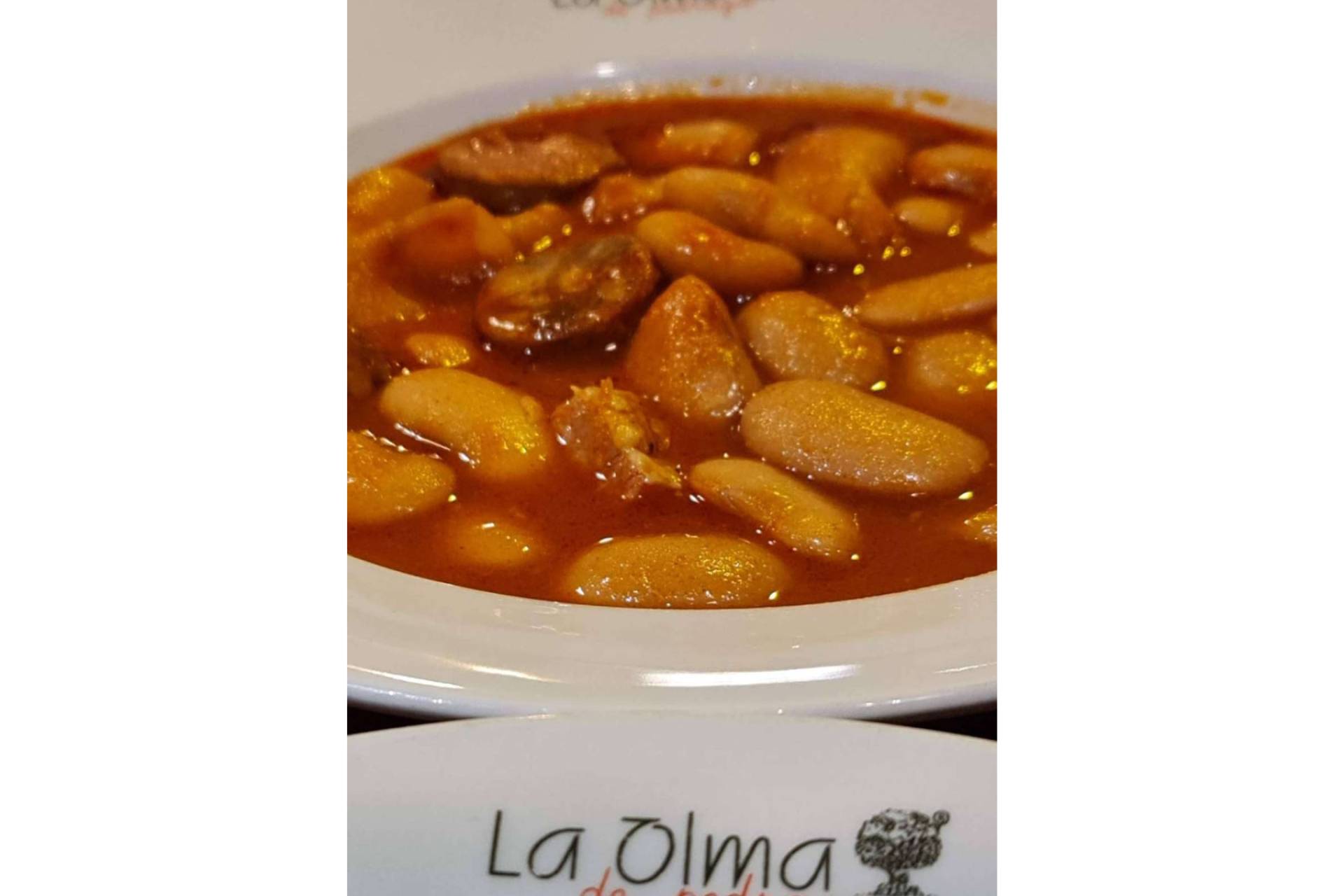 La Olma de Pedraza ofrece auténtica cocina segoviana en un entorno histórico