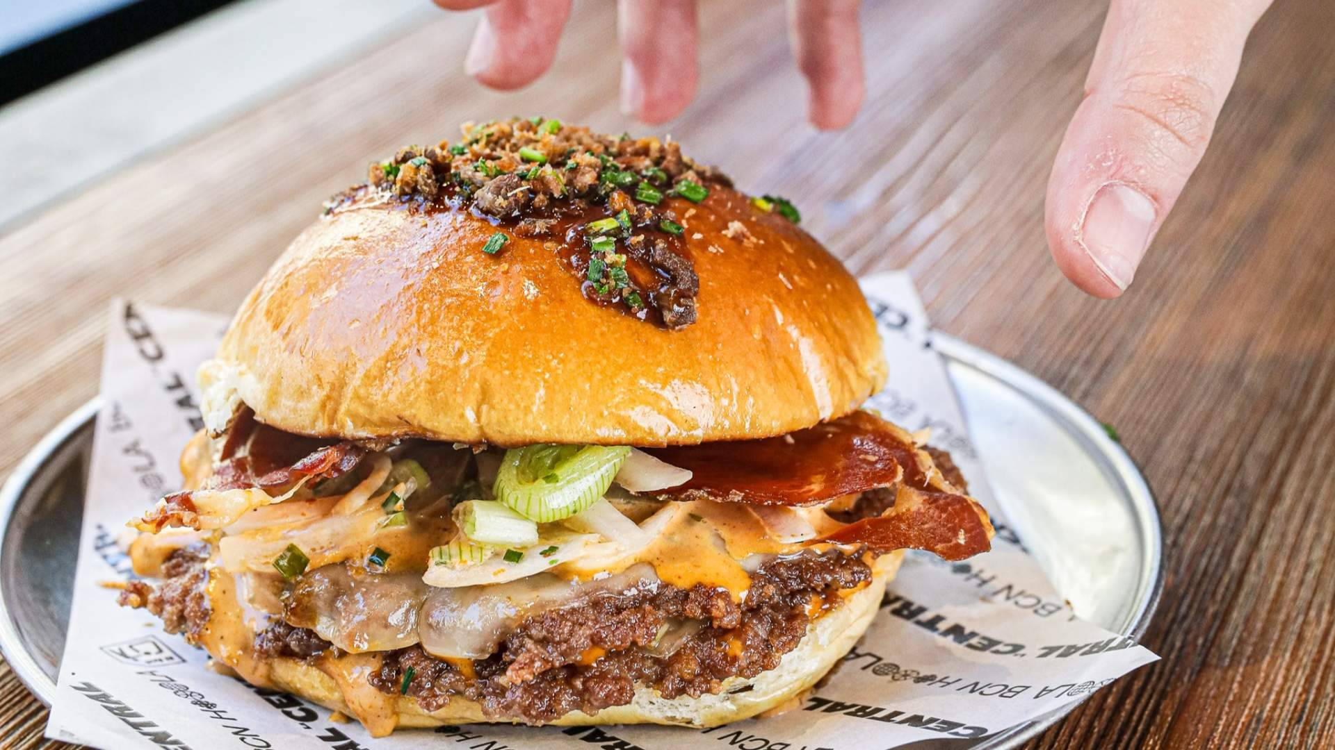 La hamburguesería de Barcelona que une buenos ingredientes e innovación en cada burger especial