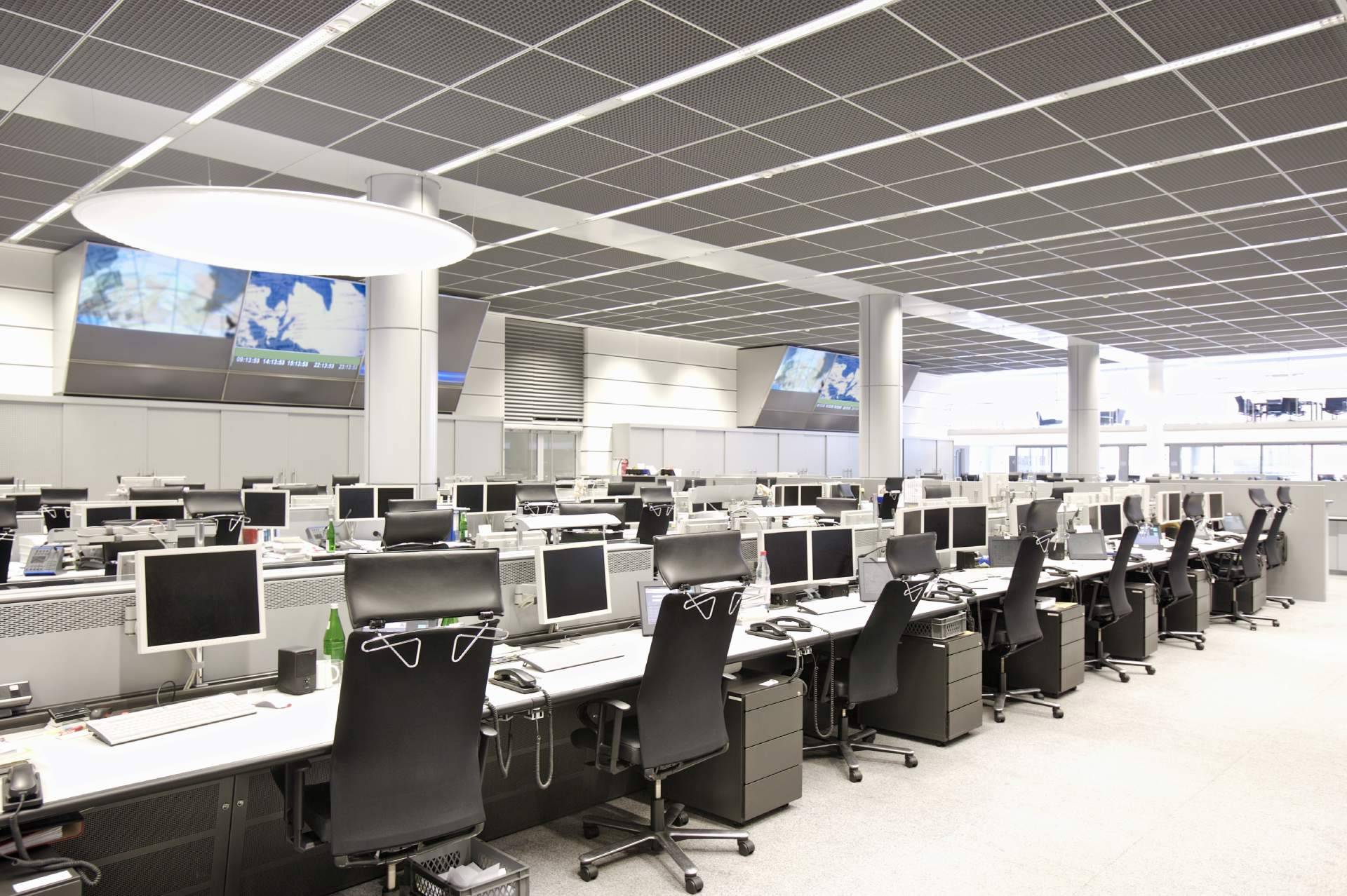 Factoryoficina equipa oficinas completas con mobiliario nuevo y reacondicionado en toda España